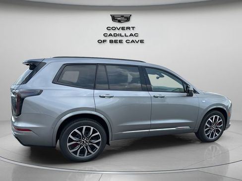 New 2025 Cadillac XT6 Sport w/ Technology Package image 10