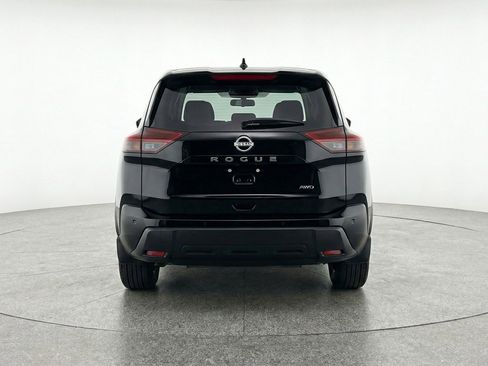 Used 2025 Nissan Rogue SV AWD/4WD image 7
