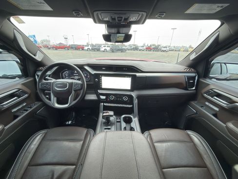 Used 2024 GMC Sierra 1500 Denali w/ Technology Package image 13