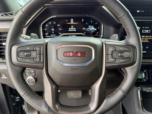 Used 2025 GMC Sierra 1500 AT4 w/ AT4 Premium Package AWD/4WD image 13