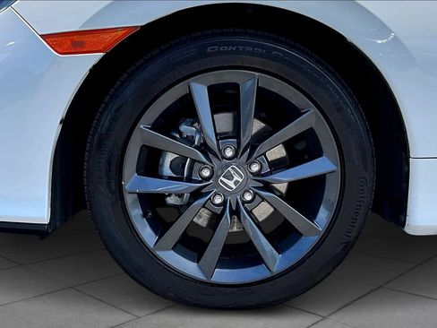 Used 2020 Honda Civic EX image 10