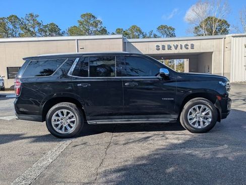 Used 2023 Chevrolet Tahoe Premier image 3