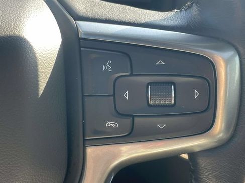Used 2020 Chevrolet Silverado 1500 RST AWD/4WD image 25