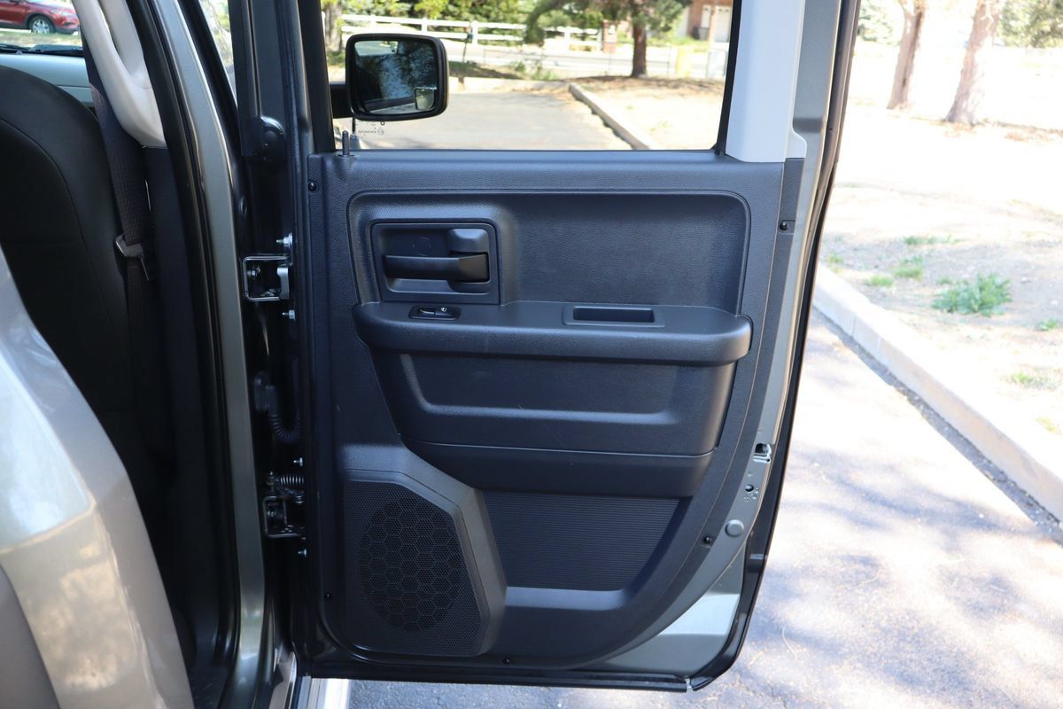 Used 2011 RAM 1500 ST w/ ST Popular Equipment Group AWD/4WD image 25