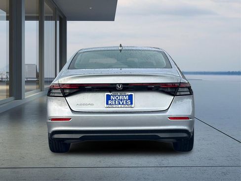 Used 2024 Honda Accord EX image 5