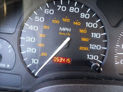 Used 2003 Saturn Vue AWD image 11