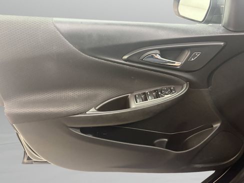 Used 2017 Chevrolet Malibu LS FWD image 23