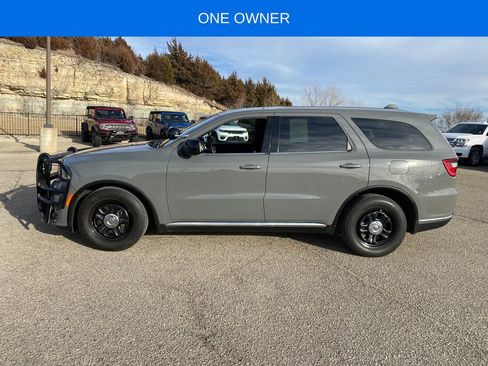 Used 2023 Dodge Durango AWD image 3