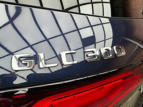 Certified 2023 Mercedes-Benz GLC 300 4MATIC image 4