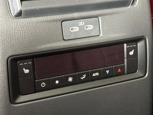 Used 2025 MAZDA CX-70 Plug-In Hybrid w/ Premium Plus image 40