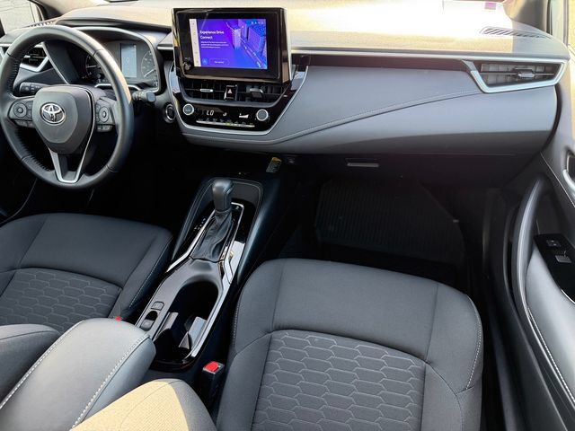 Certified 2025 Toyota Corolla SE w/ SE Package FWD image 34
