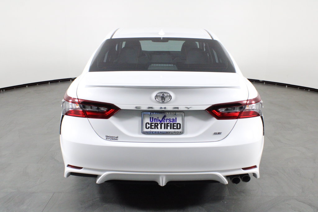 Used 2024 Toyota Camry SE w/ Convenience Package FWD image 10