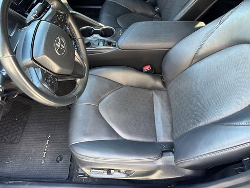 Used 2023 Toyota Camry XSE image 14