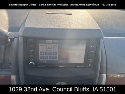 Used 2008 Chrysler Town & Country Touring w/ Entertainment Group #2 image 16