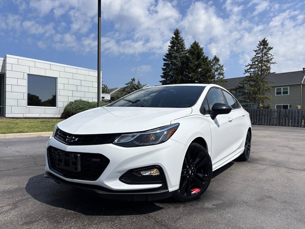 Used 2017 Chevrolet Cruze LT w/ Redline Edition FWD image 1