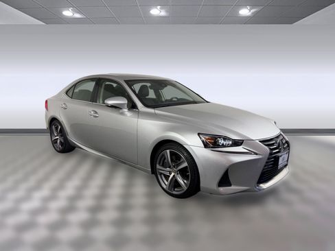 Used 2019 Lexus IS 300 w/ Premium Package RWD image 7