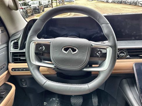 Used 2025 INFINITI QX80 Sensory w/ Premium Cargo Package AWD/4WD image 21
