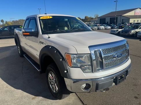 Used 2011 Ford F150 Lariat w/ Lariat Chrome Pkg image 3