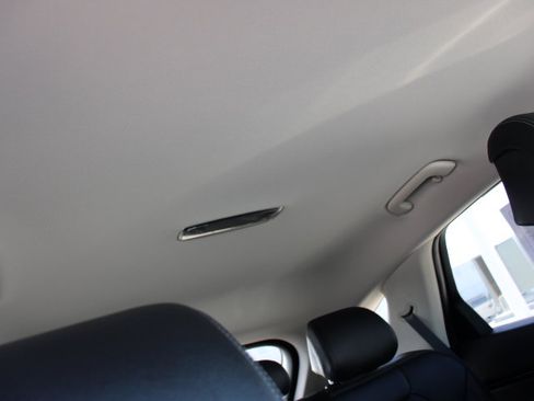 Used 2022 Genesis GV70 2.5T image 21