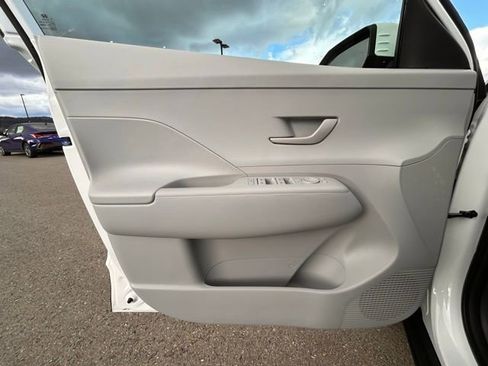 New 2026 Hyundai Kona SE AWD/4WD image 20