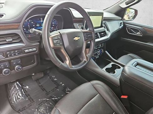 Used 2023 Chevrolet Tahoe High Country AWD/4WD image 13