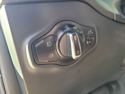 Used 2015 Audi Q5 2.0T Premium Plus image 19