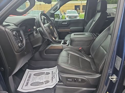 Used 2019 Chevrolet Silverado 1500 High Country w/ Technology Package image 14