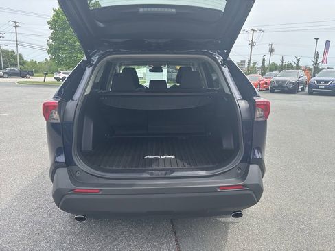 Used 2021 Toyota RAV4 XLE w/ Convenience Package AWD/4WD image 28