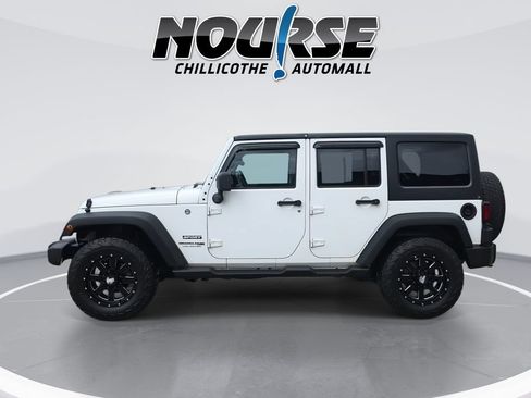 Used 2018 Jeep Wrangler Unlimited Sport S AWD/4WD image 5