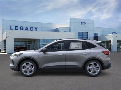 New 2026 Ford Escape ST-Line w/ Tech Pack #1 image 3