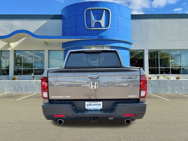 Used 2023 Honda Ridgeline RTL-E image 3