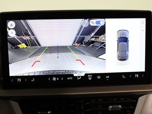 Used 2025 Ford Explorer Active image 27