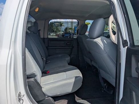 Used 2017 RAM 1500 Express w/ Express Value Package RWD image 15
