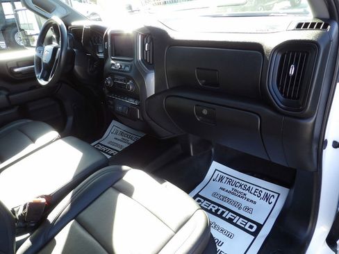 Used 2024 Chevrolet Silverado 2500 W/T w/ WT Convenience Package image 43