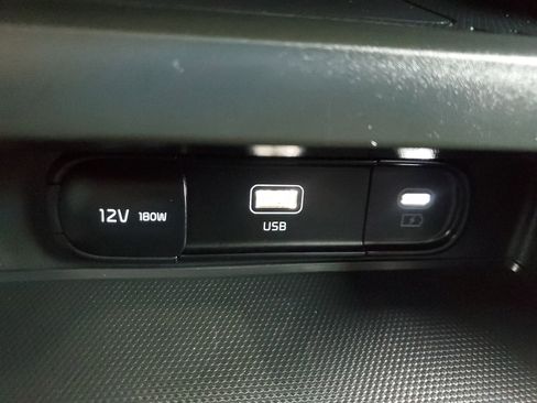 Used 2025 Kia Soul S image 21