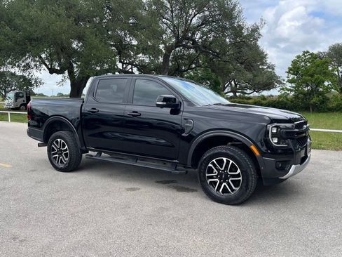 Used 2024 Ford Ranger Lariat RWD image 3