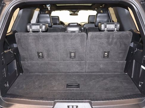 Certified 2019 Ford Expedition XLT w/ Equipment Group 202A image 40