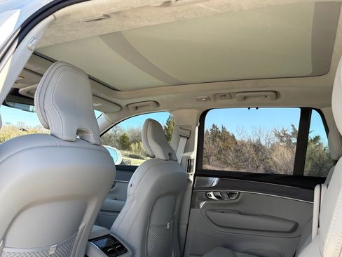 New 2026 Volvo XC90 B6 Ultra w/ Lounge Package image 25