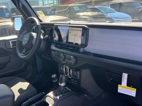 New 2026 Jeep Gladiator Sport AWD/4WD image 12
