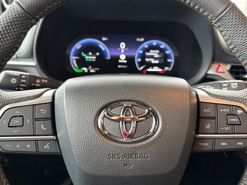 New 2026 Toyota Sienna XLE Woodland Edition AWD/4WD image 26