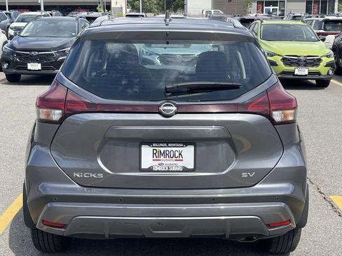Used 2024 Nissan Kicks SV FWD image 6