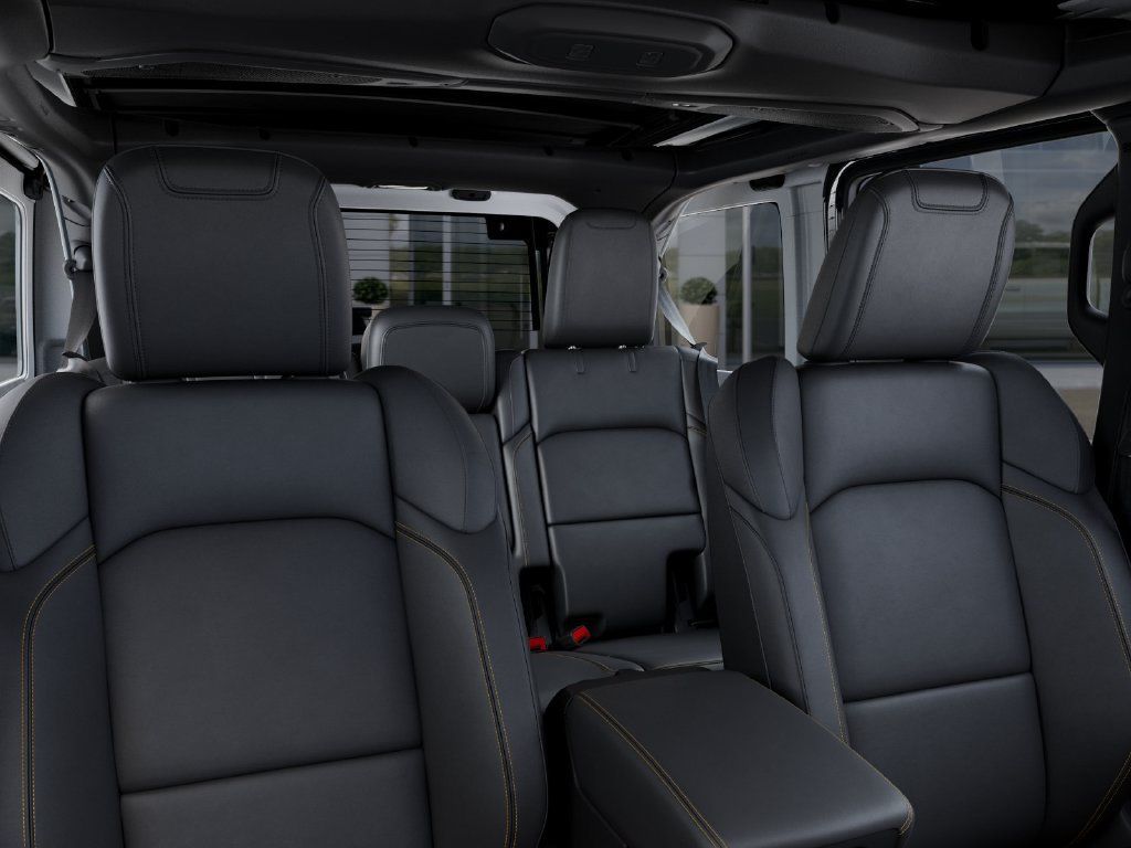 New 2026 Jeep Wrangler Unlimited Sahara AWD/4WD image 27