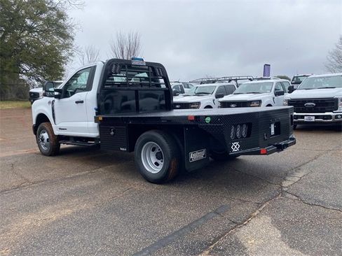 New 2026 Ford F350 XL image 5