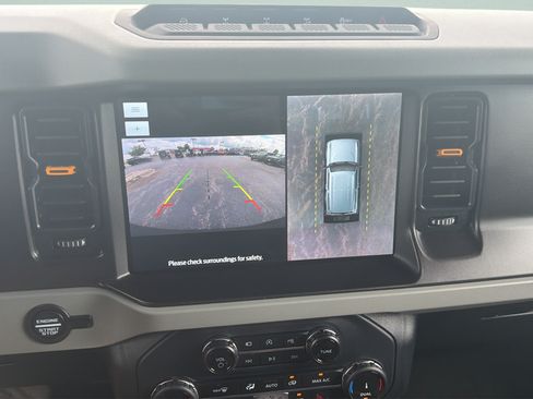 Used 2022 Ford Bronco Badlands AWD/4WD image 25