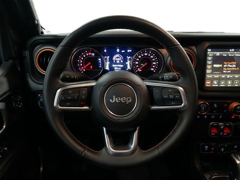 Used 2022 Jeep Gladiator Mojave w/ Safety Group AWD/4WD image 7