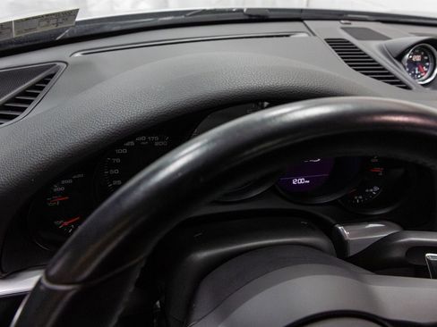 Used 2018 Porsche 911 Carrera S w/ Sport Package image 46