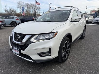 Used 2018 Nissan Rogue SL w/ Premium Package
