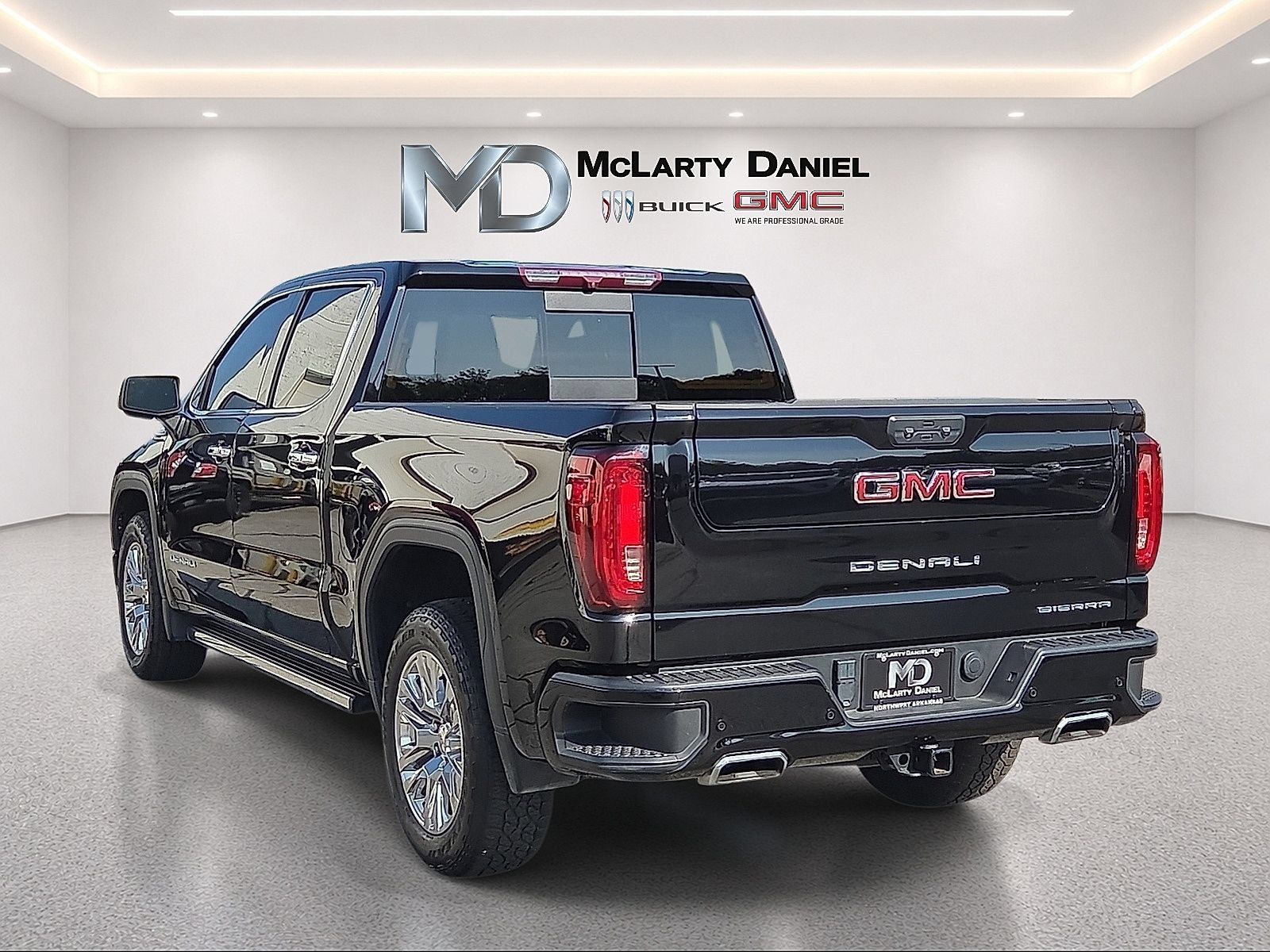 Certified 2023 GMC Sierra 1500 Denali AWD/4WD image 13