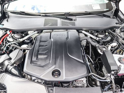 Certified 2025 Audi A5 2.0T Premium Plus w/ Premium Plus AWD/4WD image 31