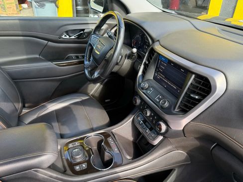 Used 2022 GMC Acadia AT4 w/ Technology Package image 21